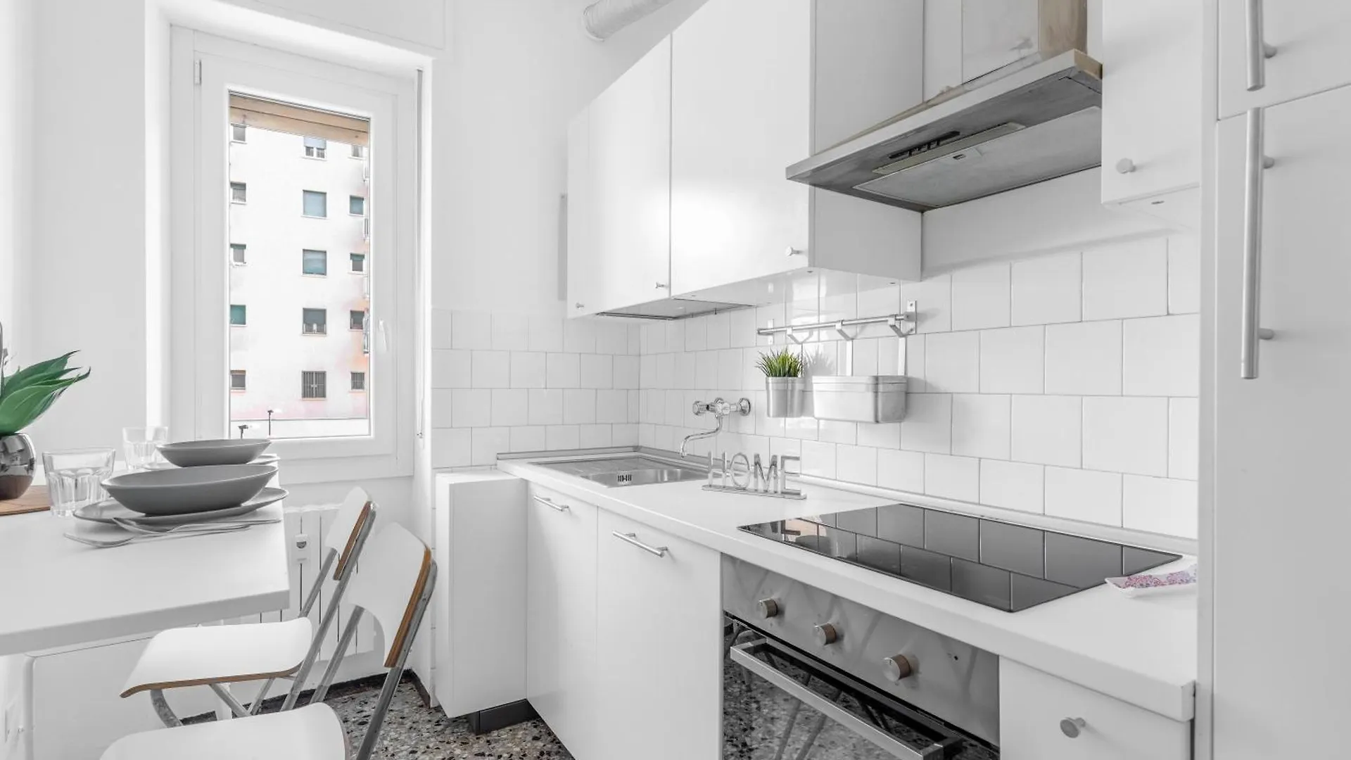 Vald10 -Niguarda- New Luxury Large Apartment Milan Italy