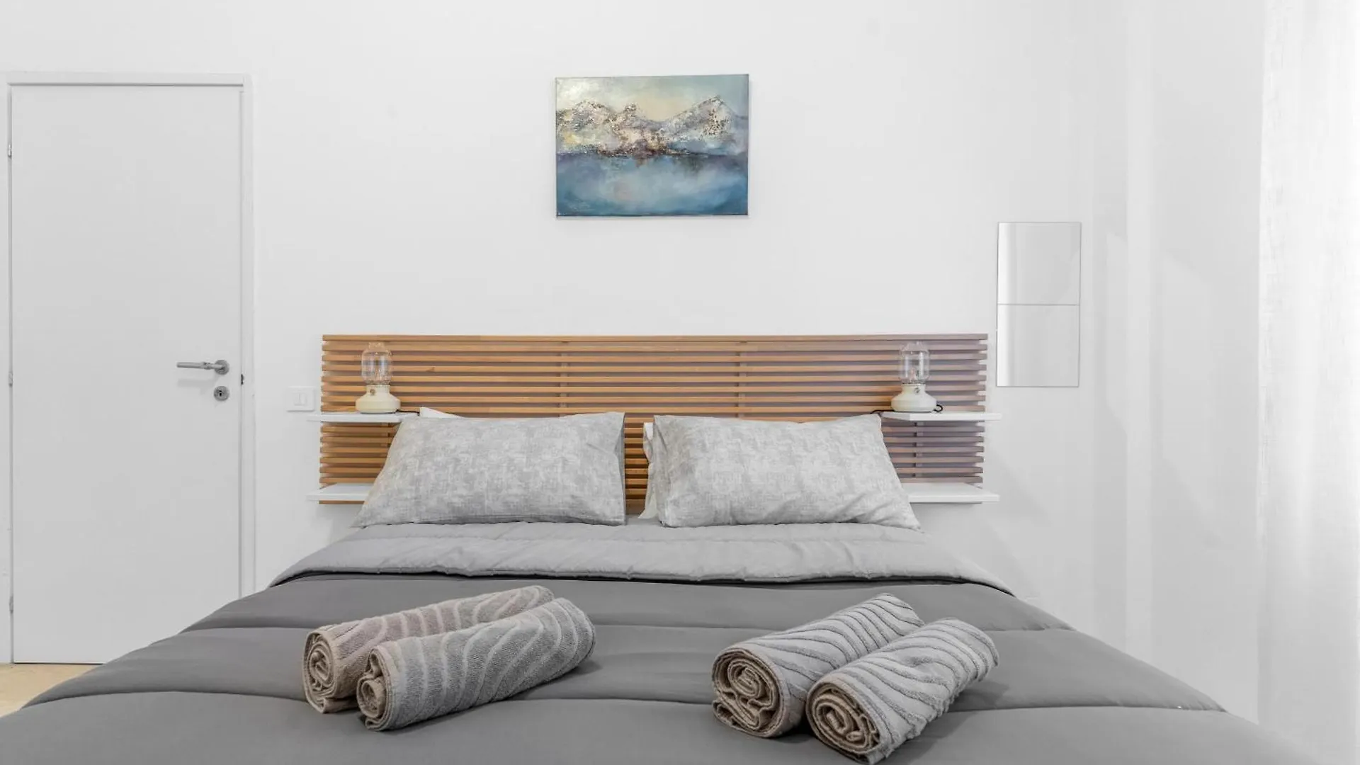 Vald10 -Niguarda- New Luxury Large Apartment Milan 0*,  Italy